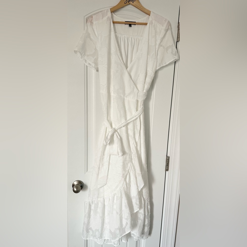 LuLus Blissfully White Jacquard Short Sleeve Wrap MIDI Dress